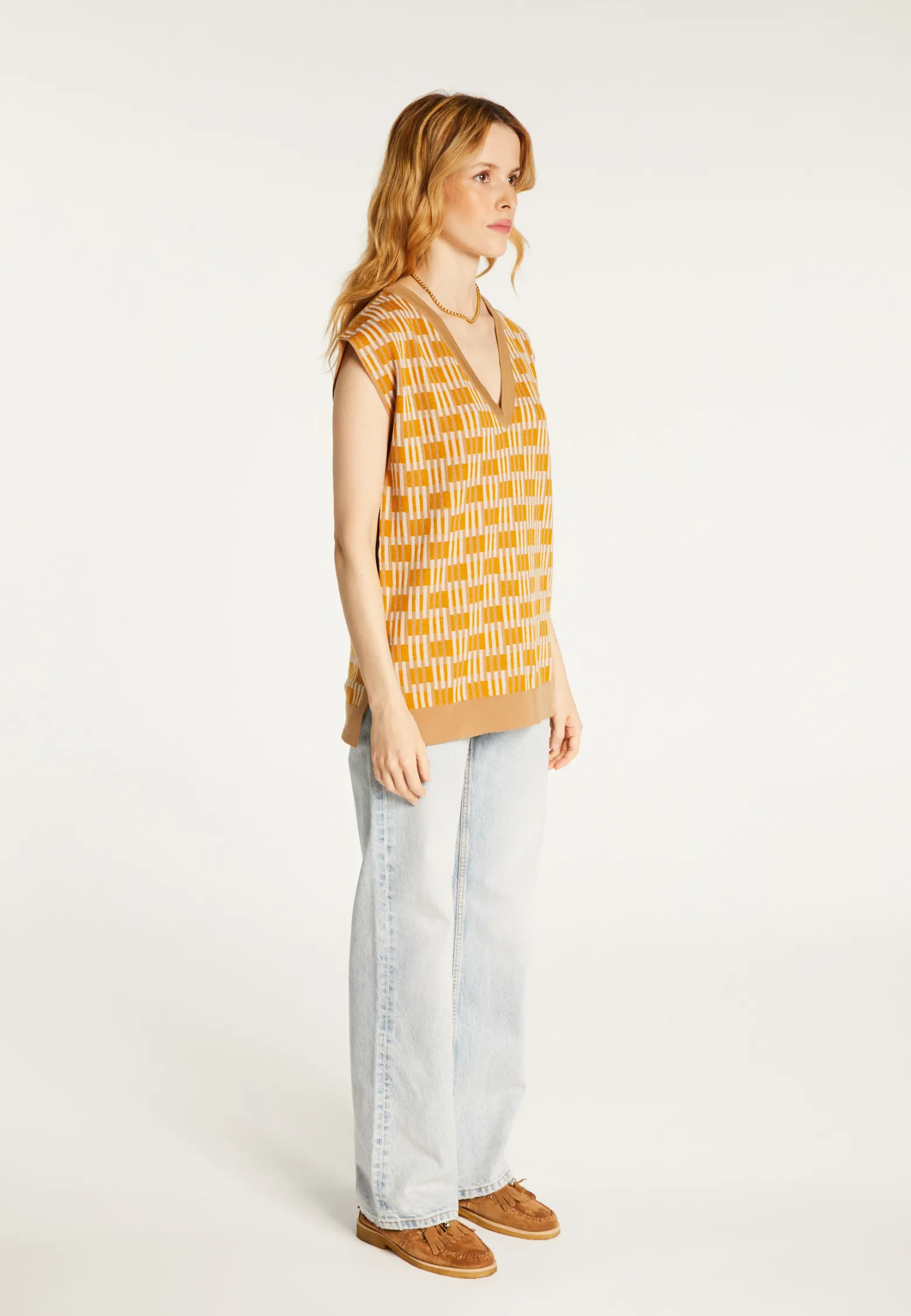 Montagut Sleeveless V-neck patterned sweater - Ganael