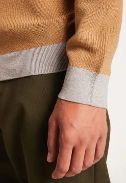 Montagut Two-tone round-neck merino wool sweater - Adrien