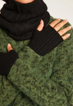 Montagut Unisex Cashmere Mittens - Lena