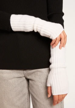 Montagut Unisex Cashmere Mittens - Lena