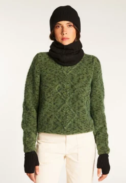 Montagut Unisex Merino Wool Beanie - Line