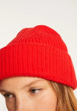 Montagut Unisex Merino Wool Beanie - Line