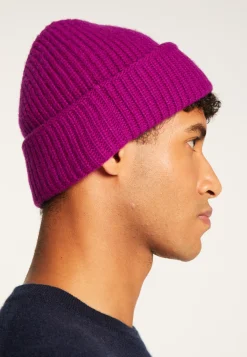 Montagut Unisex Merino Wool Beanie - Line