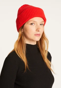 Montagut Unisex Merino Wool Beanie - Line