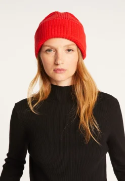 Montagut Unisex Merino Wool Beanie - Line
