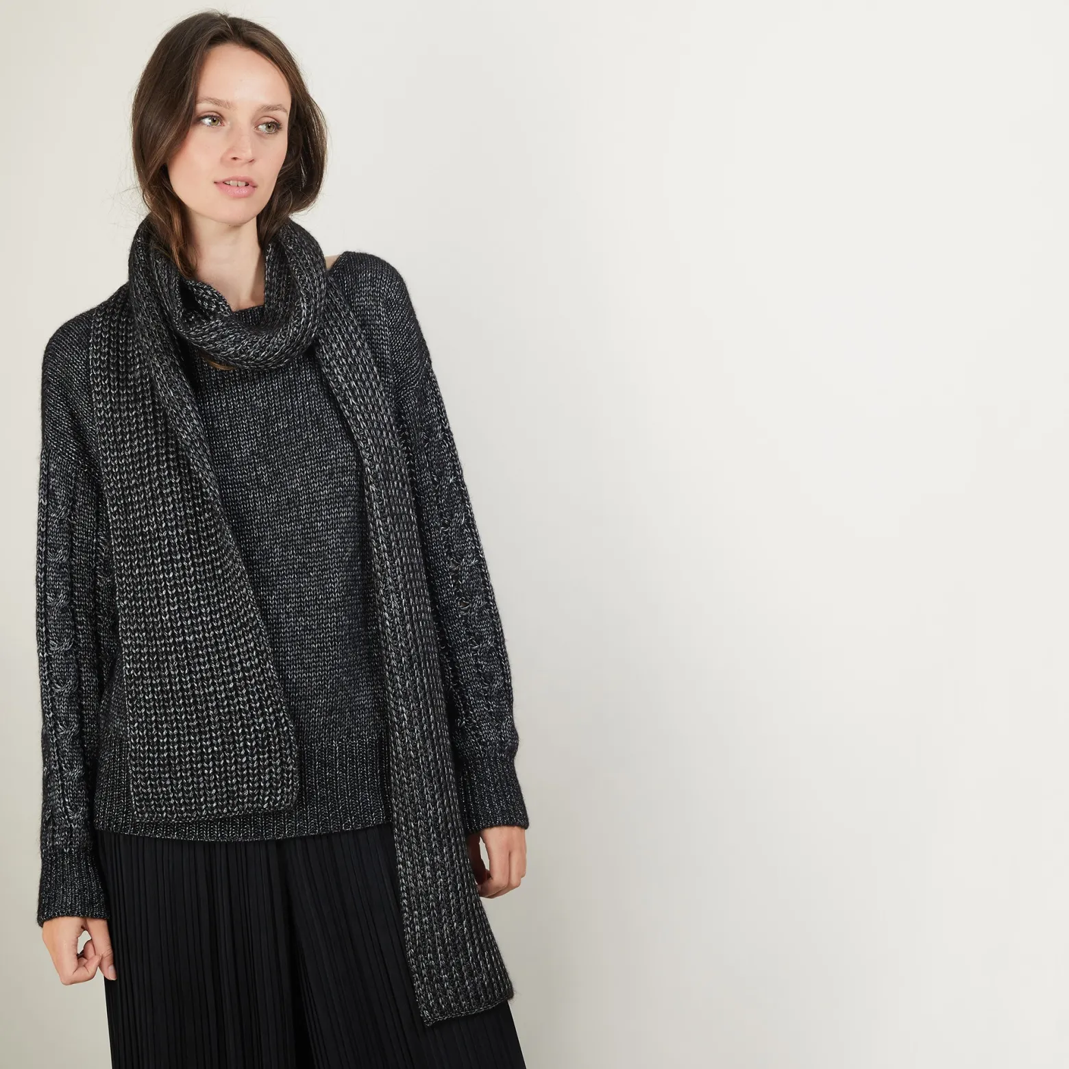Montagut Viscose and baby alpaca scarf - Genu