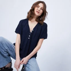 Montagut V-neck button-up linen T-shirt - MAATI