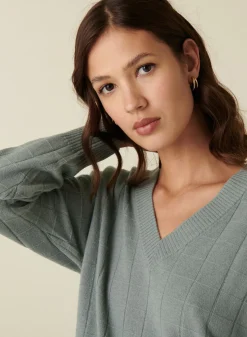Montagut V-neck cashmere sweater in checkered knit - Canelle