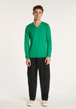 Montagut V-neck jumper in merino wool - Elmo