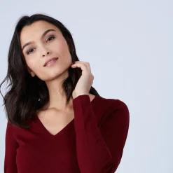Montagut V-neck jumper in merino wool - Arya