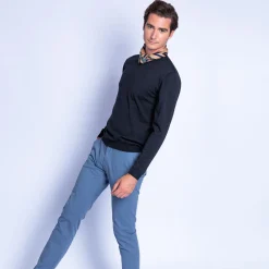Montagut V-neck jumper in merino wool - Elmo