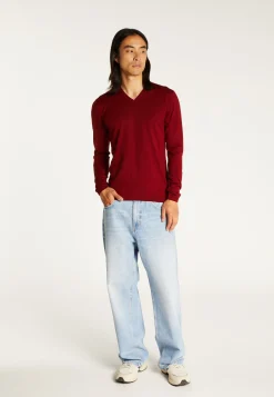Montagut V-neck jumper in merino wool - Elmo
