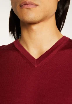 Montagut V-neck jumper in merino wool - Elmo