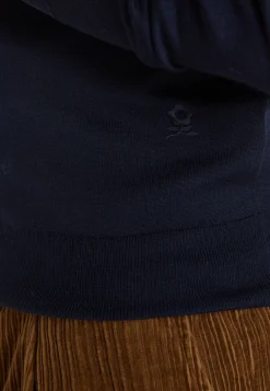Montagut V-neck jumper in merino wool - Elmo