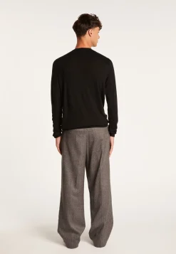 Montagut V-neck jumper in merino wool - Elmo
