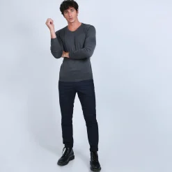 Montagut V-neck jumper in merino wool - Eddie