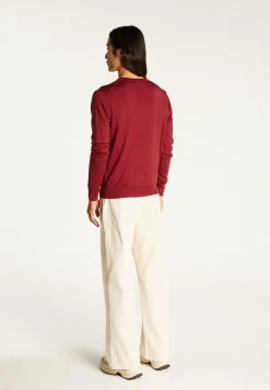 Montagut V-neck jumper in merino wool - Elmo