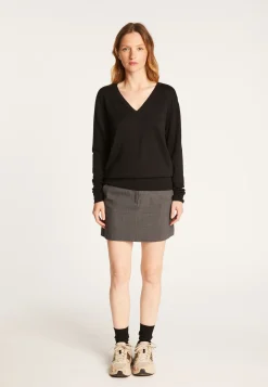 Montagut V-neck merino wool sweater - Arya