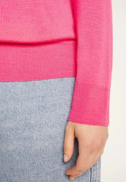 Montagut V-neck merino wool sweater - Arya