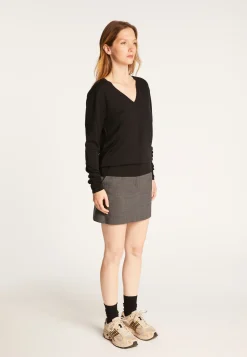 Montagut V-neck merino wool sweater - Arya