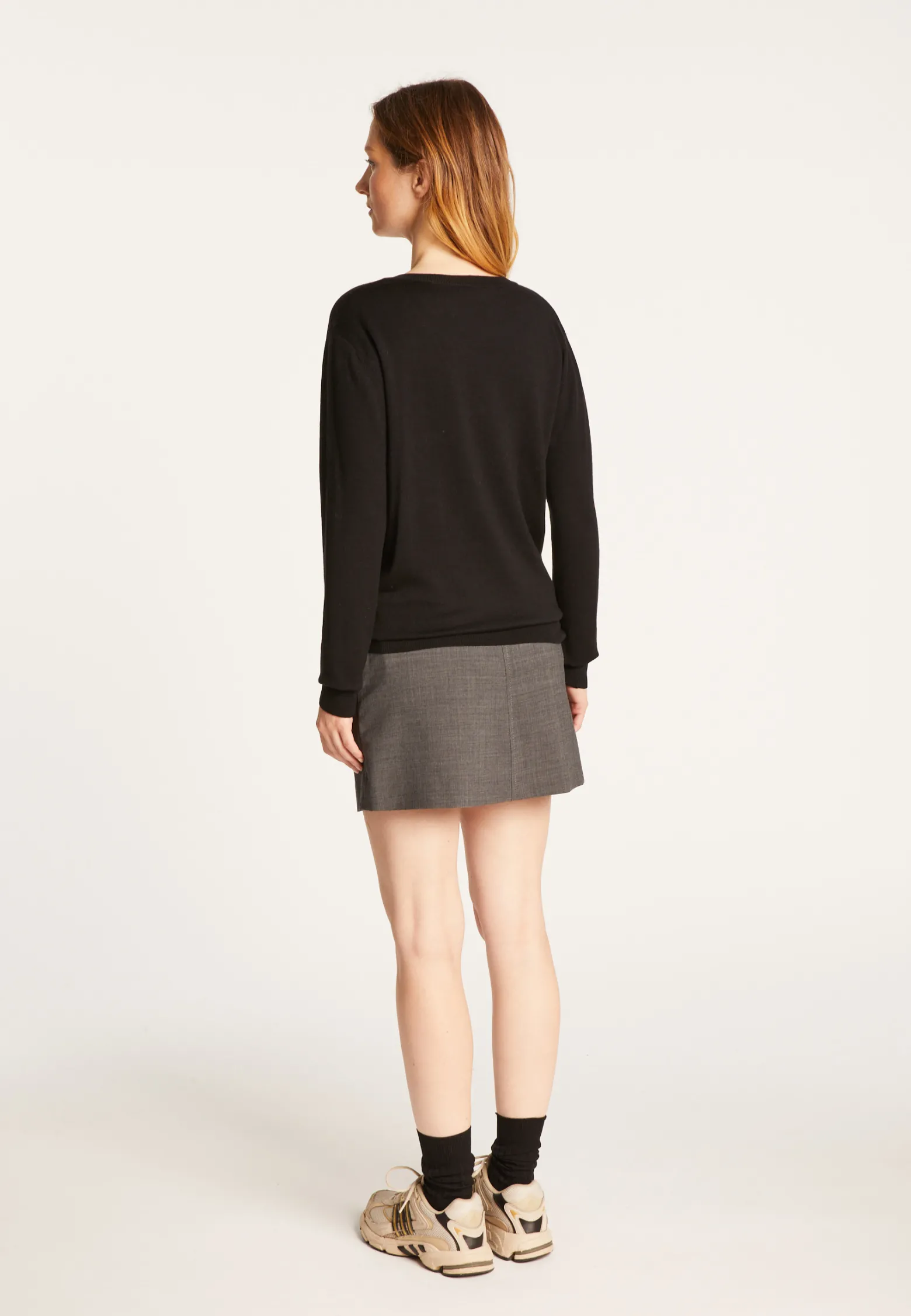 Montagut V-neck merino wool sweater - Arya