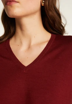 Montagut V-neck slit sweater in merino wool - Bernice