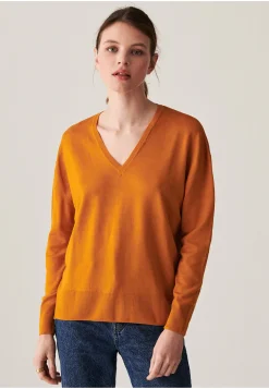 Montagut V-neck sweater in merino wool with ribbed edges - Arya