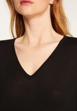 Montagut V-neck T-shirt in bamboo cashmere fiber - Aeline