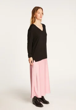 Montagut V-neck T-shirt in bamboo cashmere fiber - Aeline