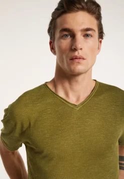 Montagut V-neck t-shirt in flamed linen - Reuben
