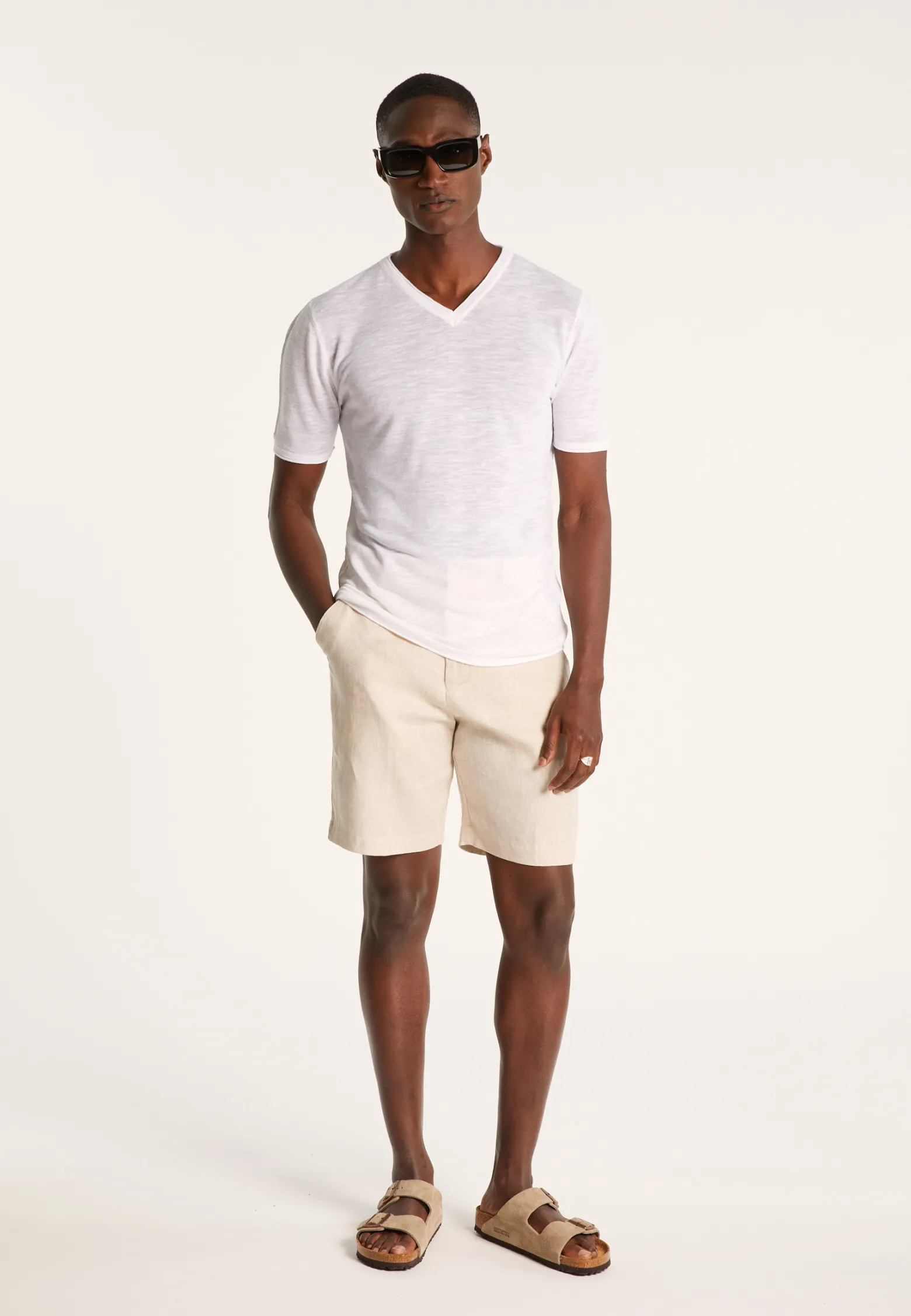 Montagut V-neck T-shirt in flamed linen - Reuben