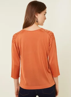 Montagut V-neck T-shirt with elbow-length sleeves in Fil Lumière - Elsa