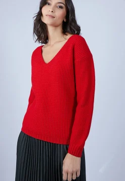 Montagut Women's V-neck jumper - Soizic