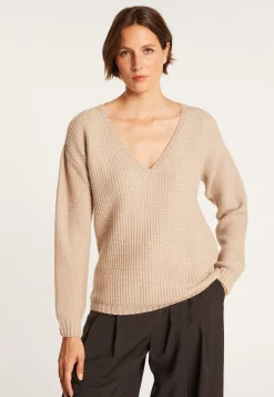 Montagut Women's V-neck jumper - Soizic