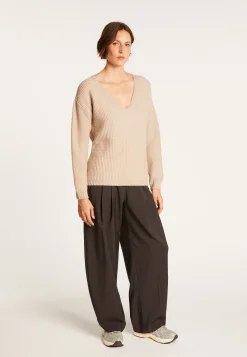 Montagut Women's V-neck jumper - Soizic