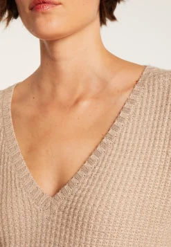 Montagut Women's V-neck jumper - Soizic