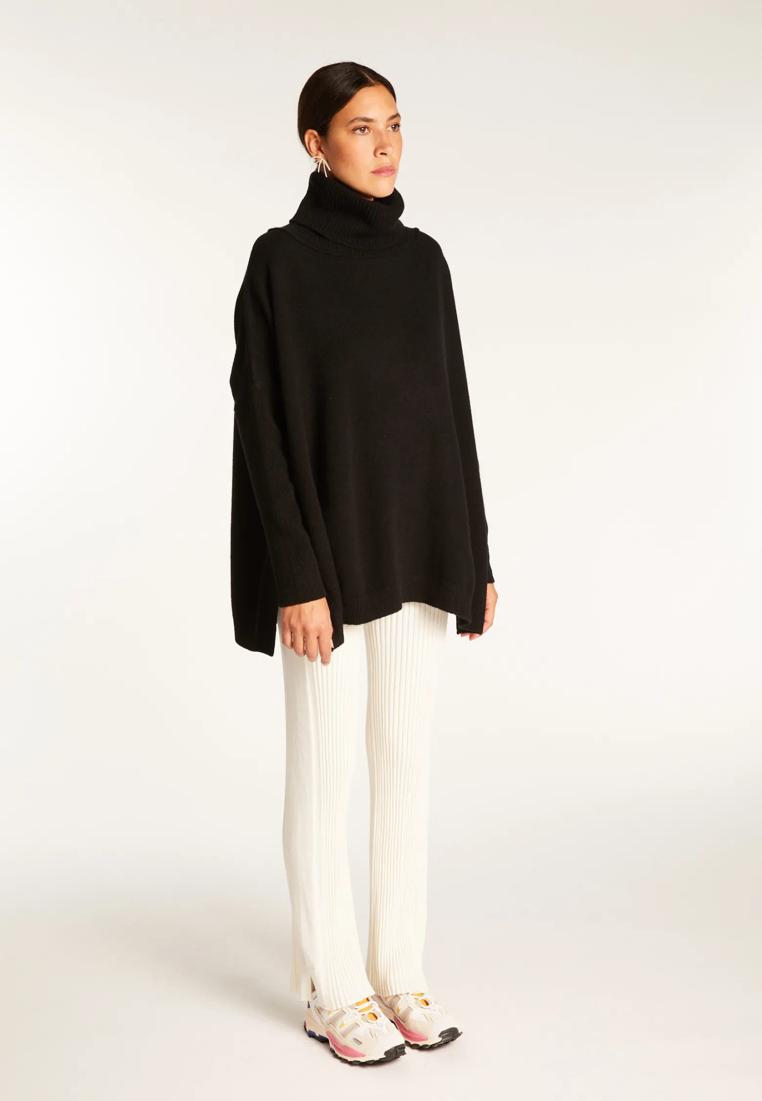 Montagut Wool and cashmere turtleneck sweater - Clara