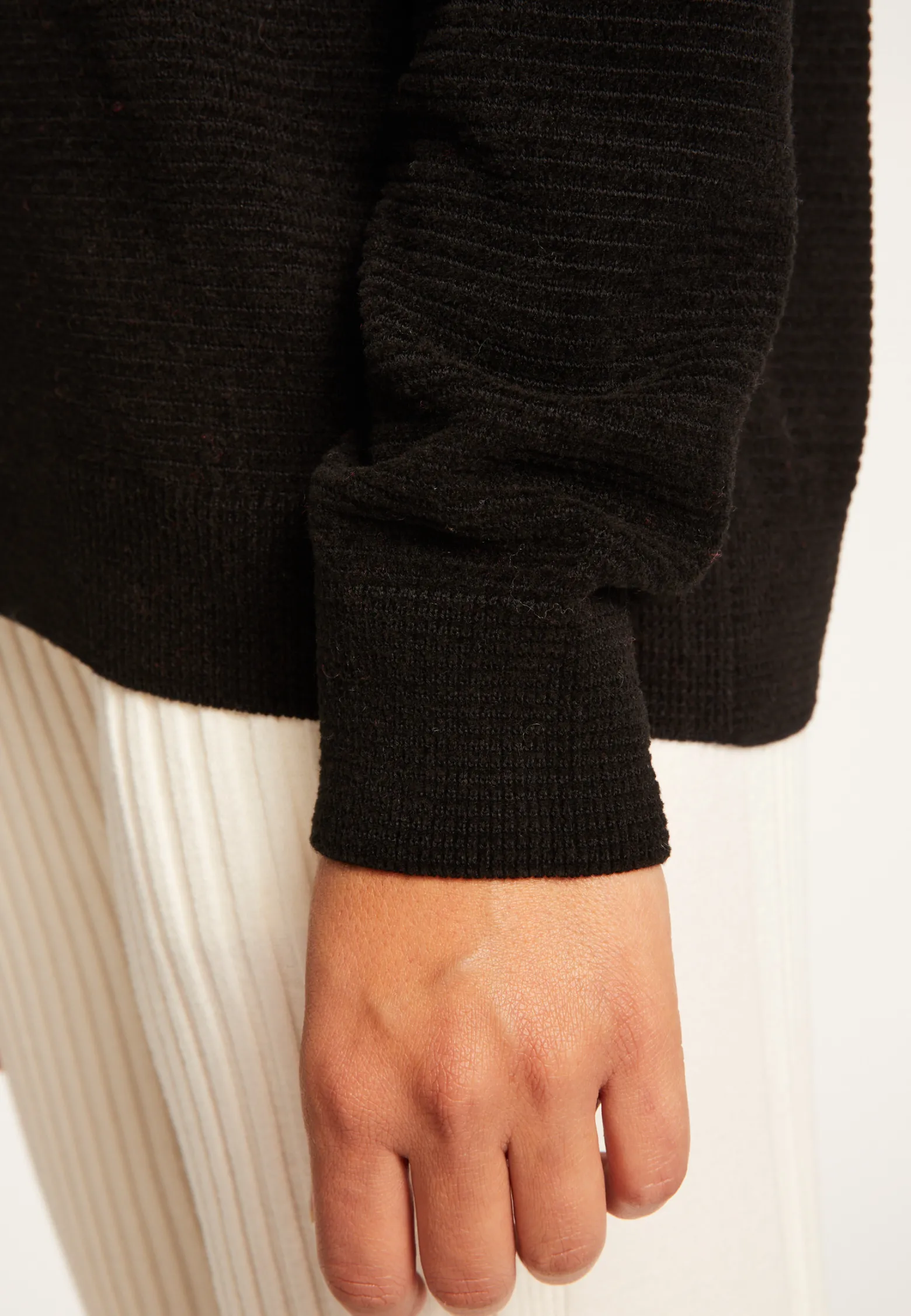 Montagut Wool and velvet sweater with shoulder buttons - Rochelle